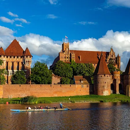Nice Near Castle